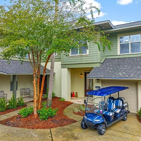 Magnolia Bay 8607 Villa